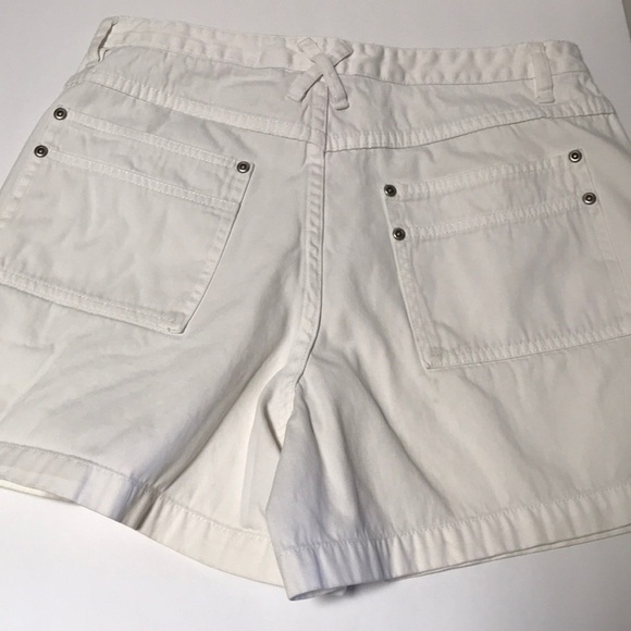 Express white shorts with button fly - Picture 5 of 7